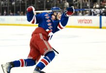 Fantasy hockey pickups: Why your playoff lineup needs Rangers, Blackhawks forwards