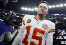 Patrick Mahomes shows rehab progress, throws in new video
