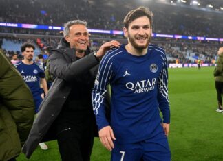 Transfer rumours and news: Arsenal sign Paris Saint-Germain star Kvaratskhelia