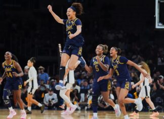 Hannah Hidalgo’s triple-double lifts Notre Dame over Vandy