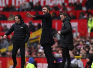 Michael Carrick: Giggs says Man United face an obvious choice over their next manager – Man United News And Transfer News