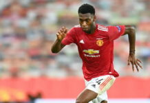 Timothy Fosu-Mensah takes big step towards football comeback – Man United News And Transfer News