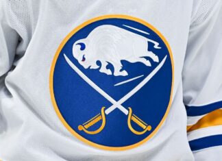 Sabres clinch playoff spot, end longest drought in NHL history