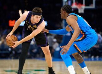 Lakers lose Reaves (oblique) for remainder of regular season