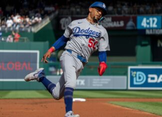 Dodgers’ Mookie Betts placed on IL with strained oblique