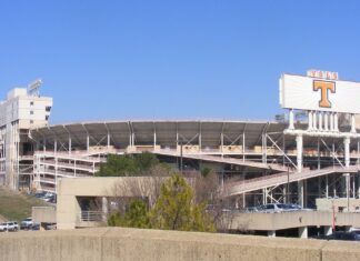 Hollywood Smothers is questionable for Texas at Tennessee Neyland Stadium in Knoxville during a game