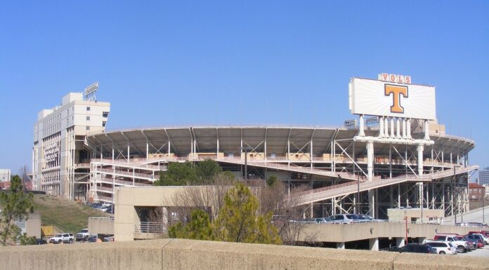 Hollywood Smothers is questionable for Texas at Tennessee Neyland Stadium in Knoxville during a game