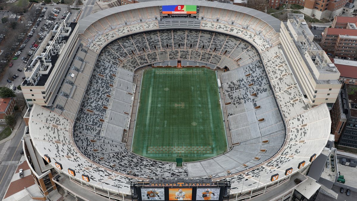 Tennessee held Texas to 61 rushing yards in a 20-17 loss Aerial view of Neyland Stadium in Knoxville